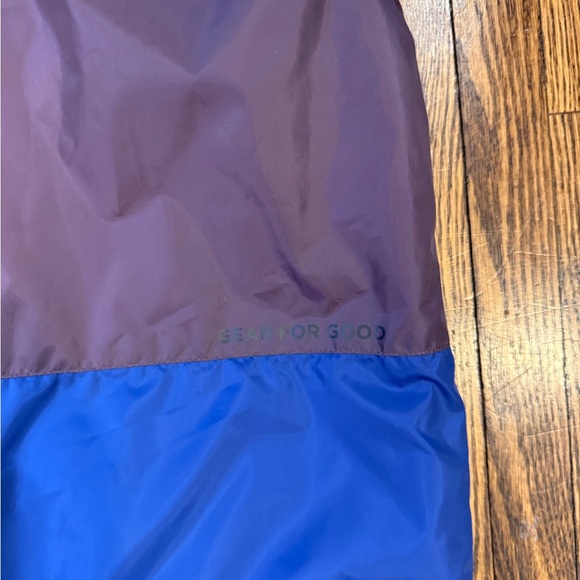 Cotopaxi Women’s Hooded Vest - Red, Blue, Purple - Picture 6 of 6